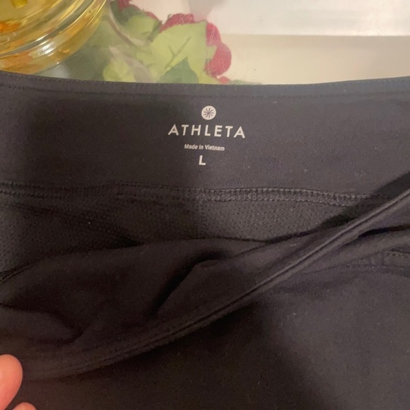 Ladies Black ATHLETA SKORT - Picture 2 of 7